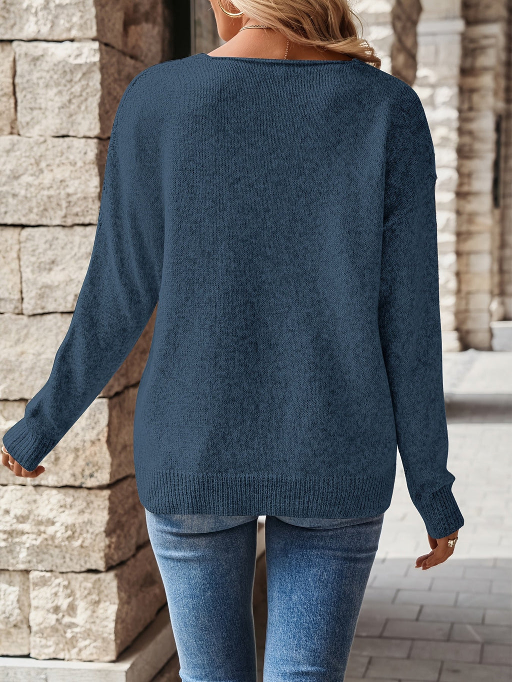Relaxed V-Neck Jumper