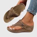 Women's orthopaedic sandals front view