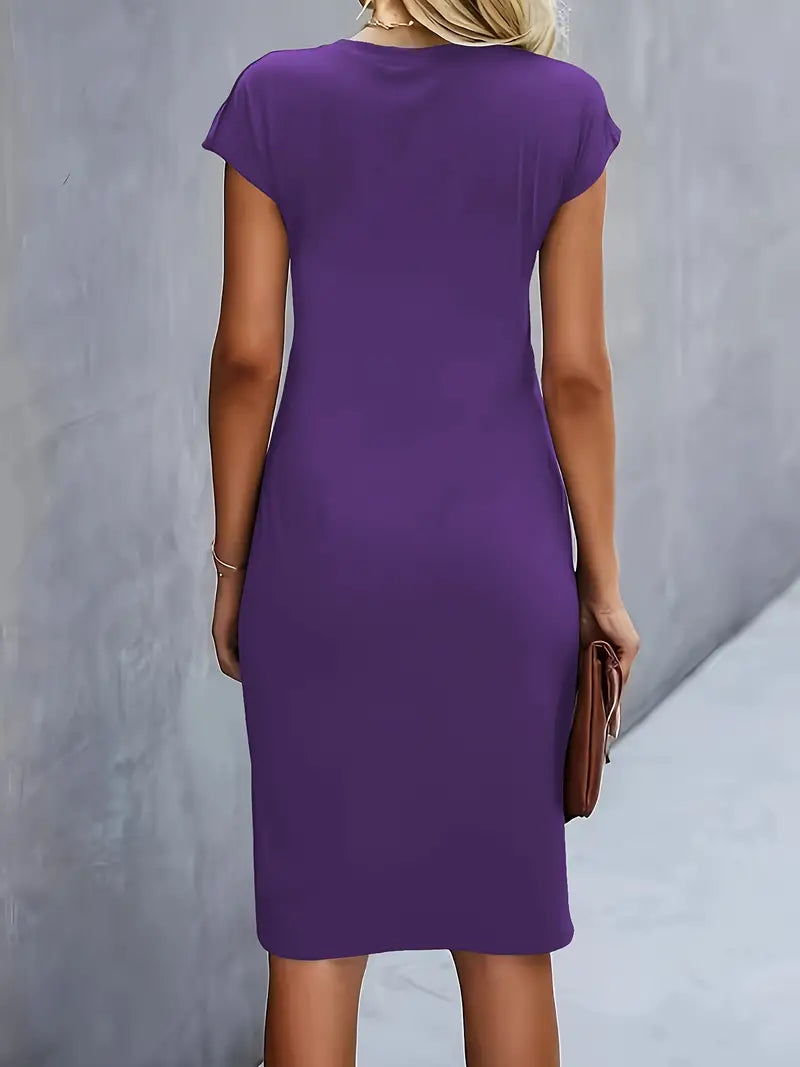 Women's figure-hugging dress for work and smart casual
