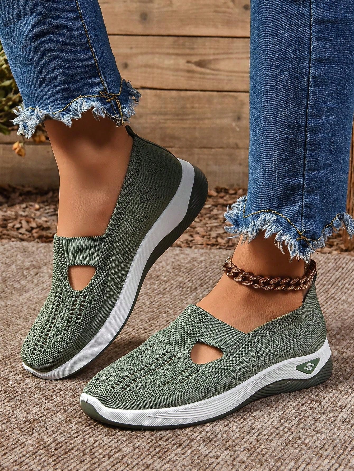 Orthopaedic Mesh Cushioned Slip-On Summer Shoes