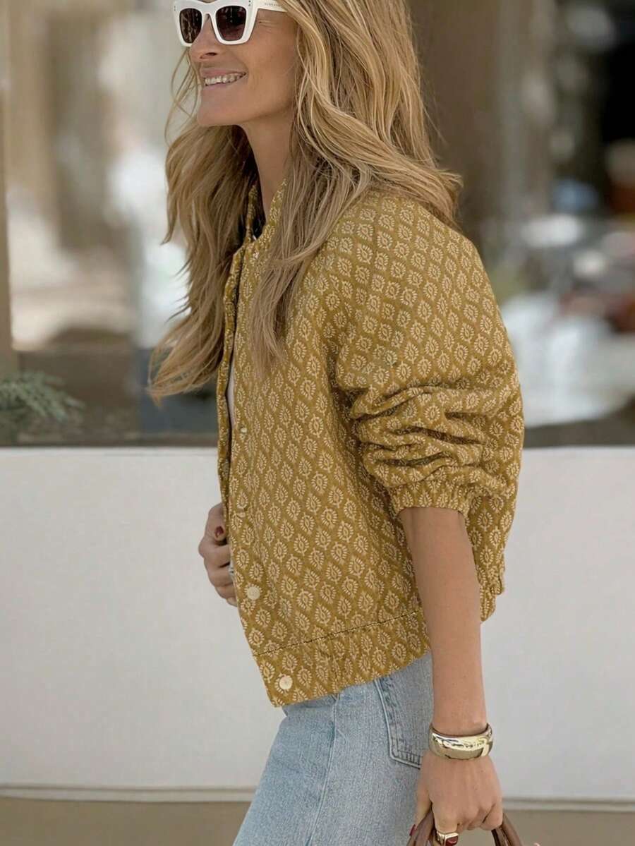 Lightweight Floral Button-Detail Short Jacket
