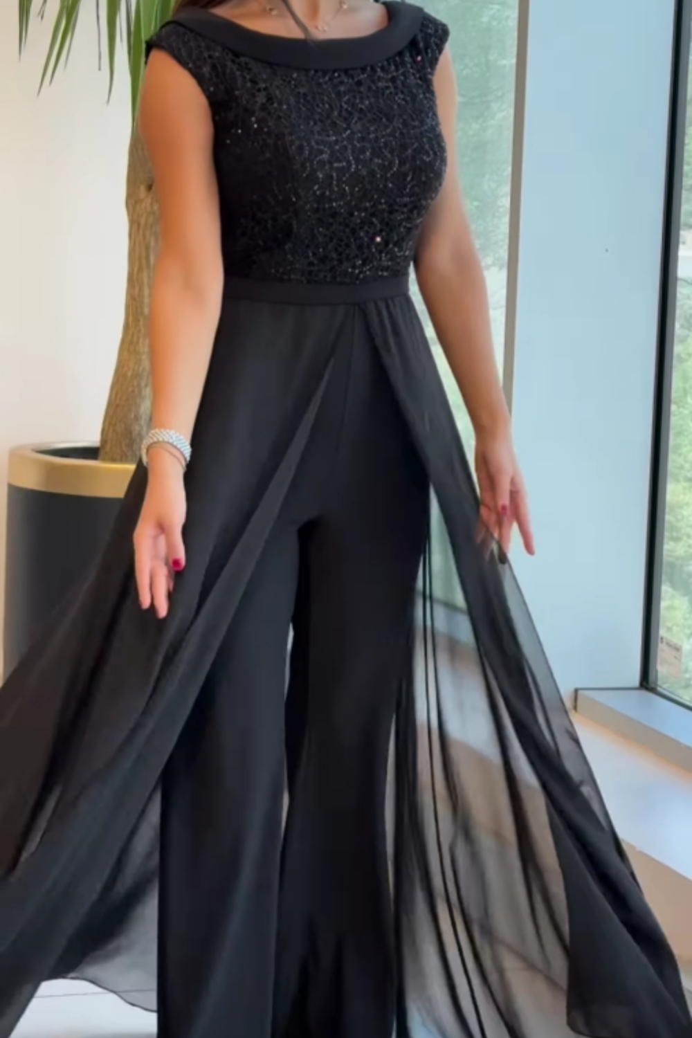 Black Jumpsuit Crew Neckline Wide-Leg | Alba Muse
