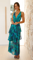 Women's Sleeveless V-Neck Layered Maxi Dress full length - Elegant Wedding Guest Maxi Dress