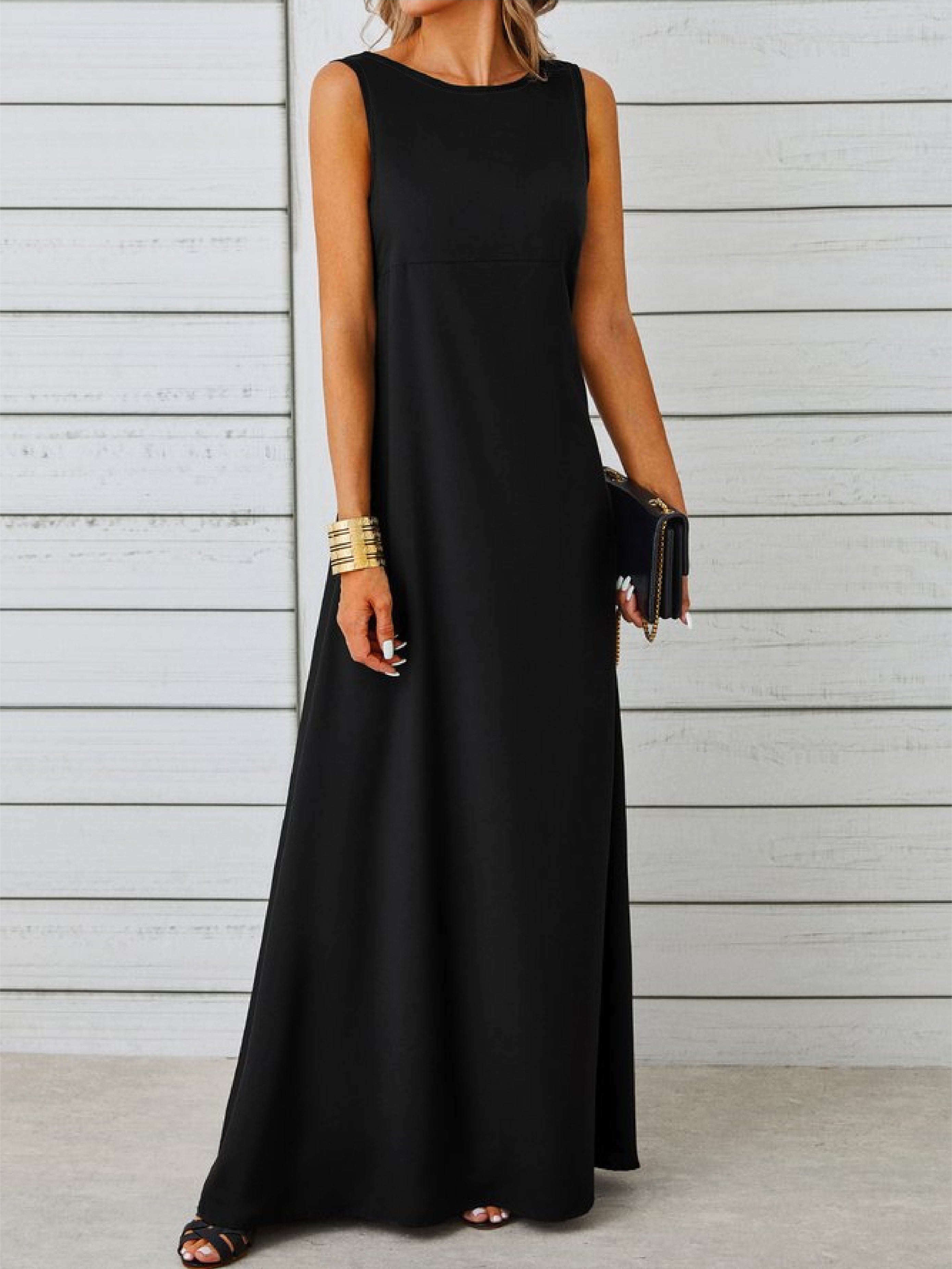 Elegant sleeveless fit and flare long evening dress | Alba Muse