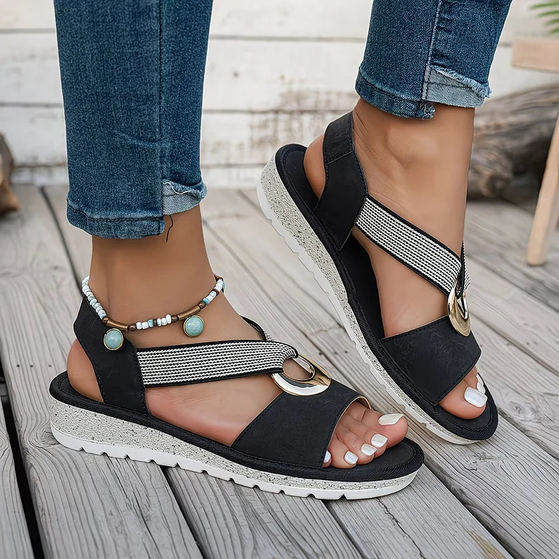 Flat slingback sandals with metal ring, metal ring detail