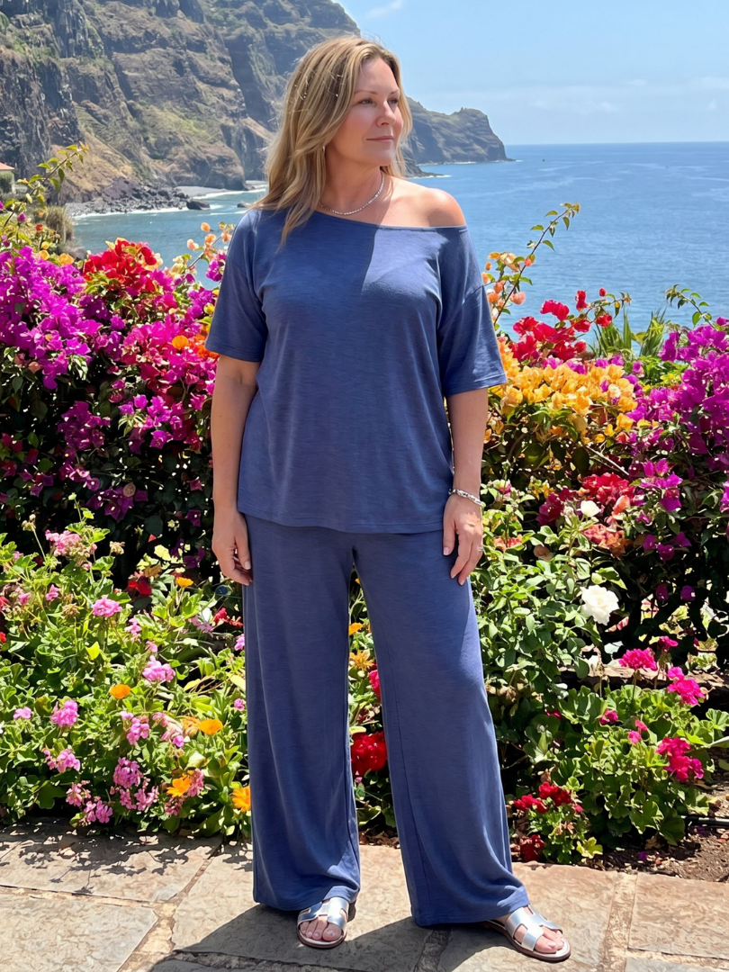 Casual off-shoulder set with drawstring wide leg trousers, detail