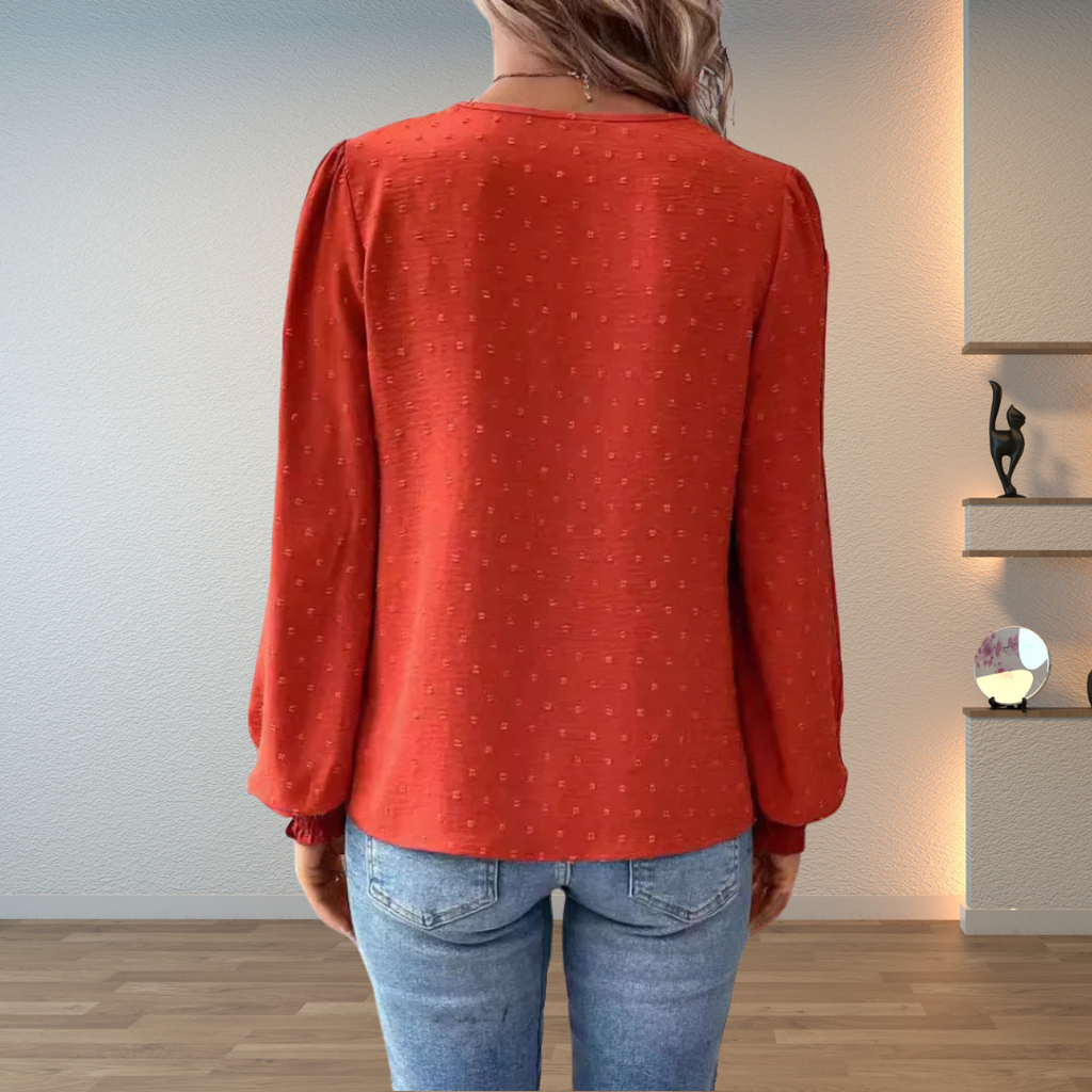 Embroidered blouse with delicate detail, lightweight breathable fabric | Alba Muse