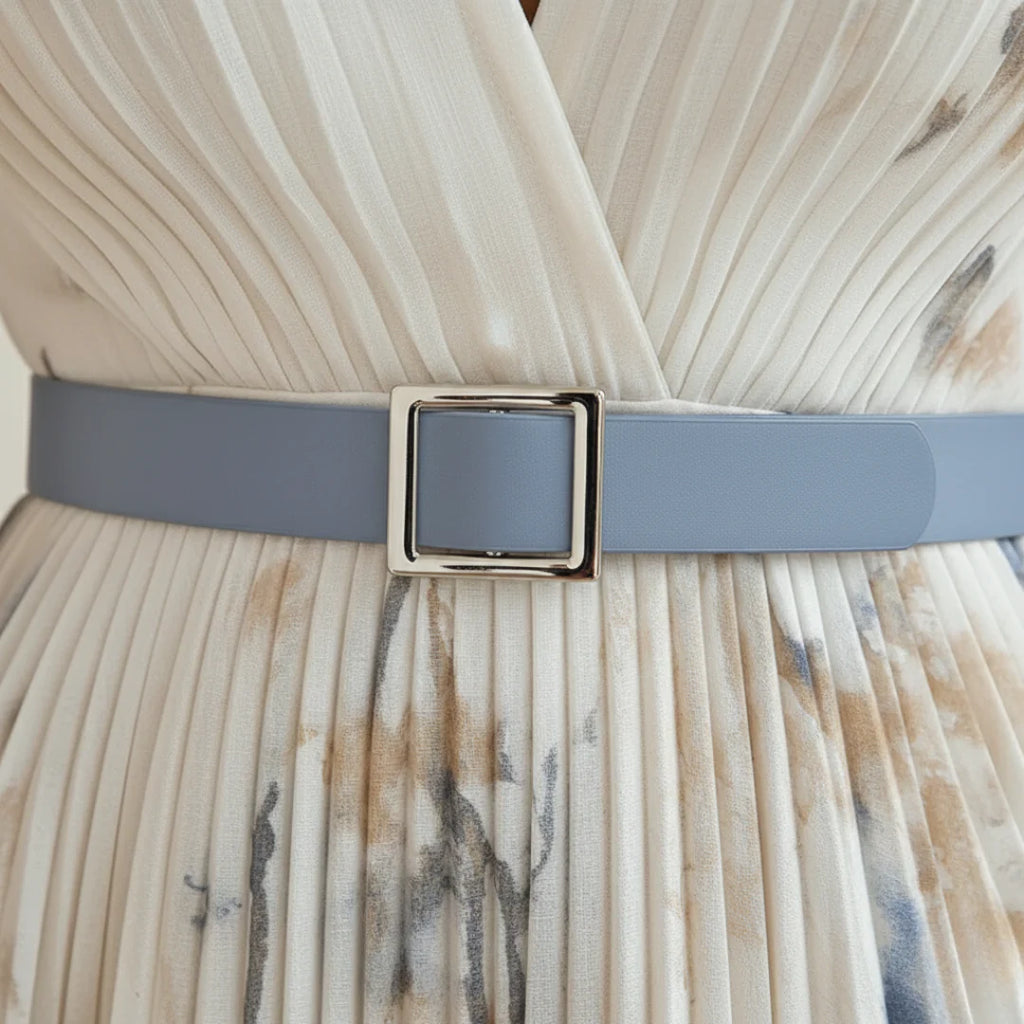Women's floral sleeveless pleated maxi dress – belt buckle detail close up