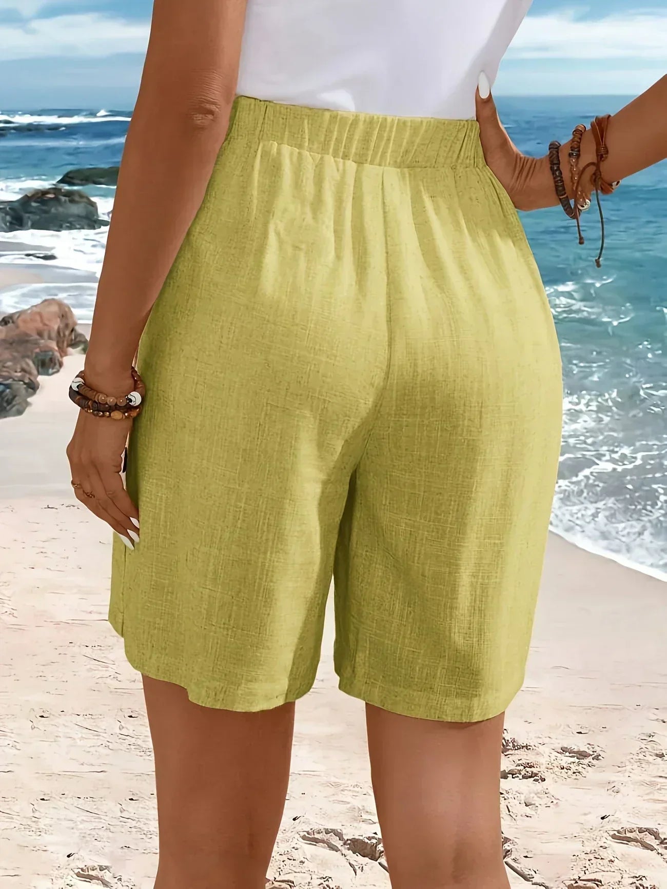 Button detail shorts, casual styling