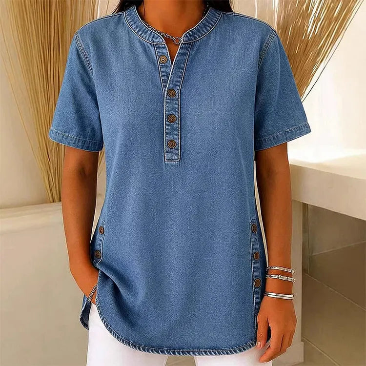 Lightweight casual denim shirt in blue, relaxed short-sleeve summer style | Alba Muse