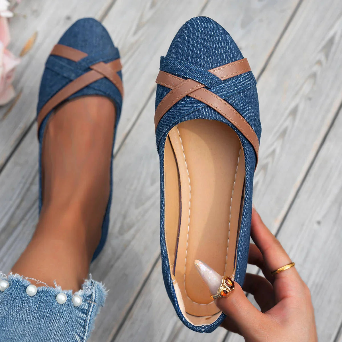 Women's orthopaedic wide toe box slip-on shoes, front view