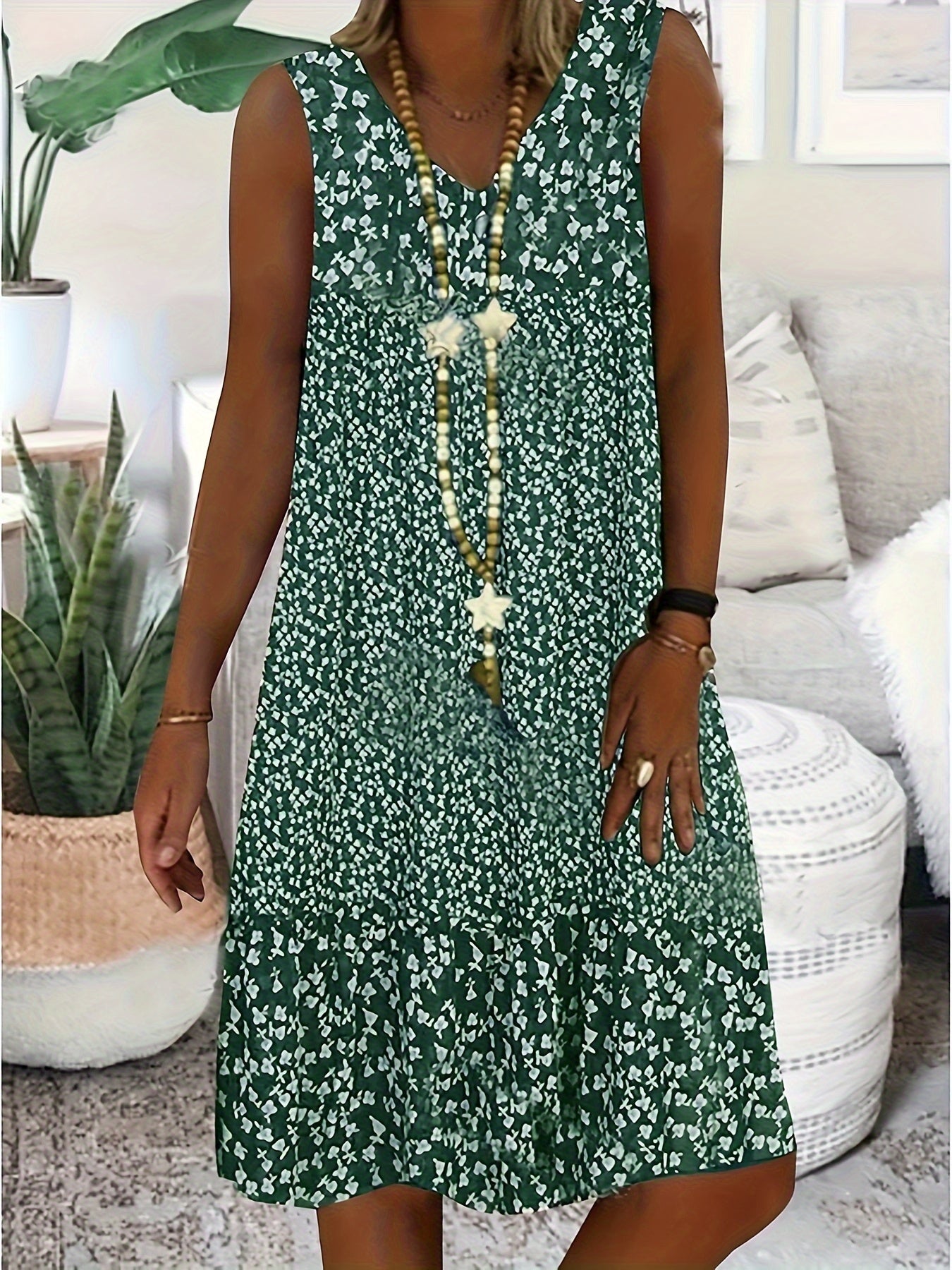 Directional print V-neck sleeveless summer midi dress | Alba Muse