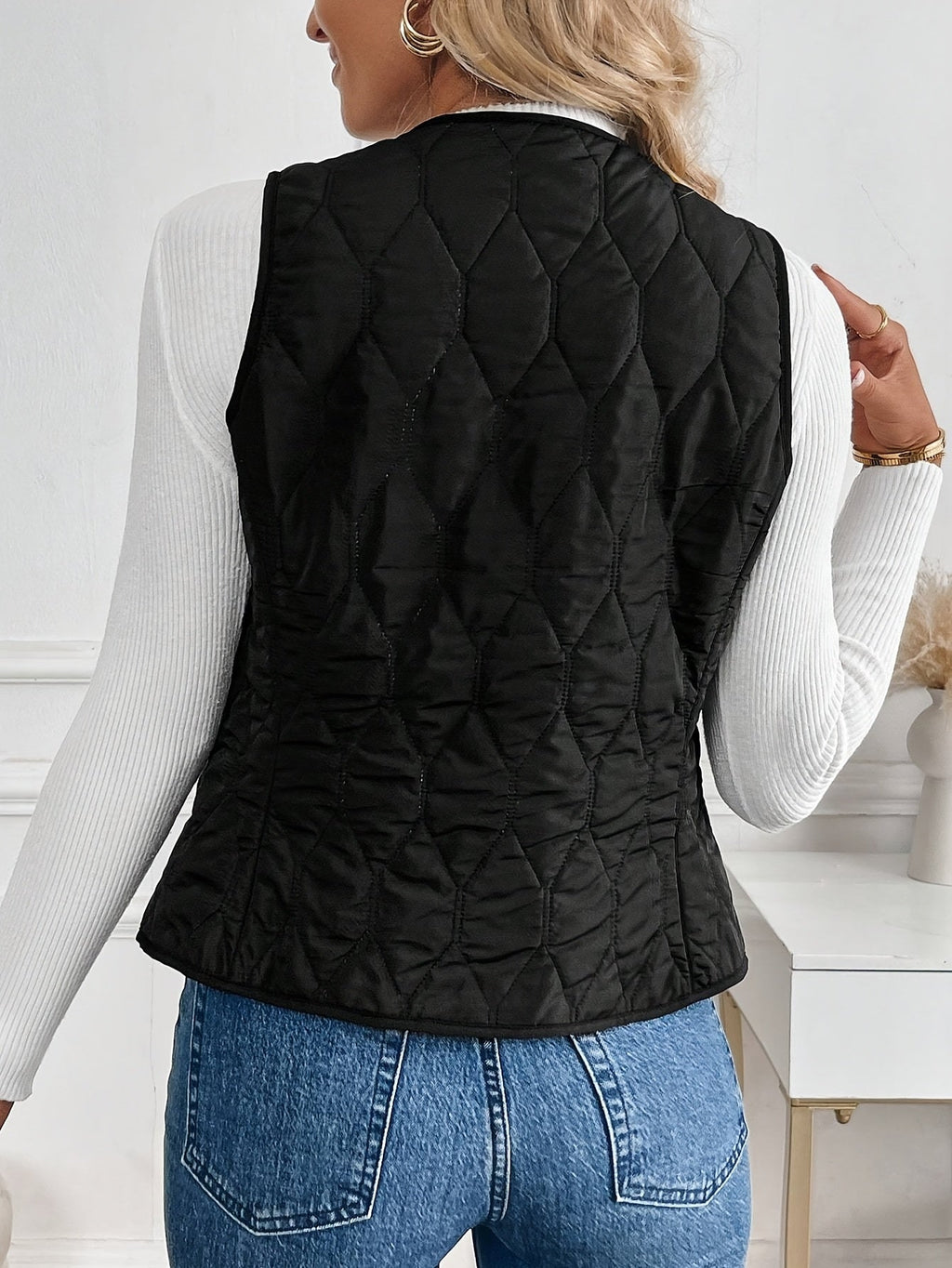 Black reversible quilted Jacket