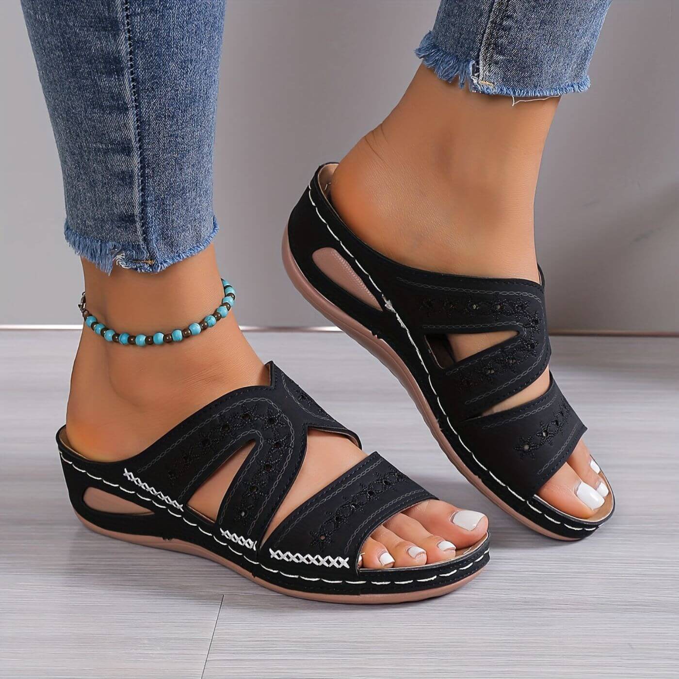 Women's orthopaedic slip-resistant sandals in blue, top view
