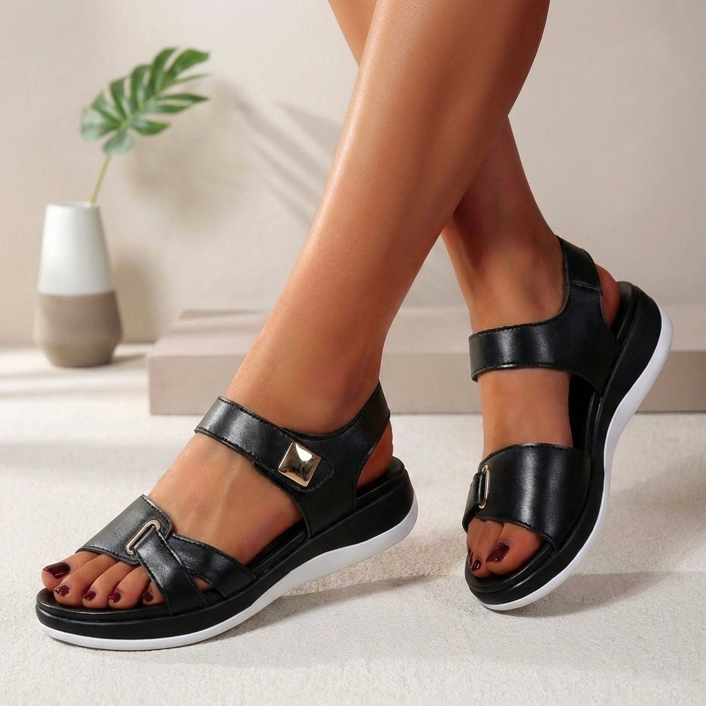 Black adjustable strap platform sandals | Alba Muse