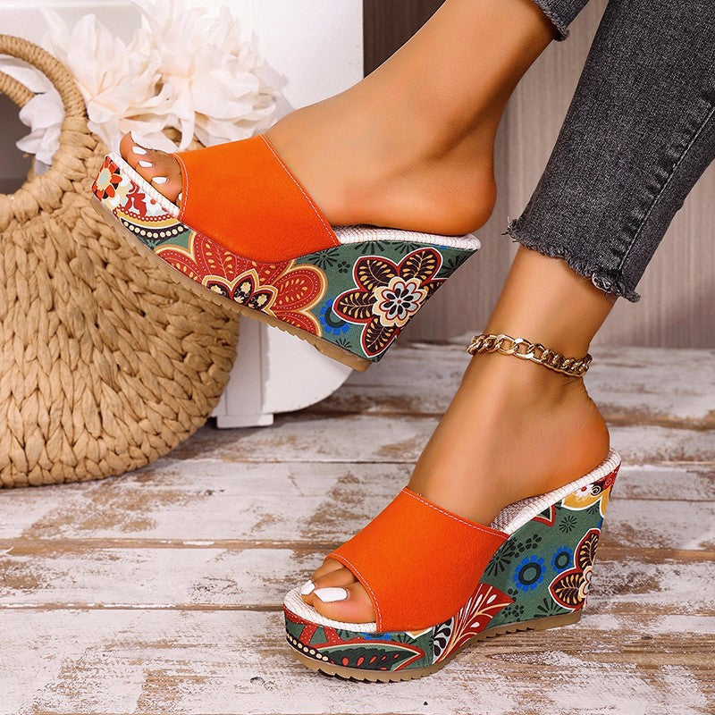 Velvet boho wedge sandals in black, front view