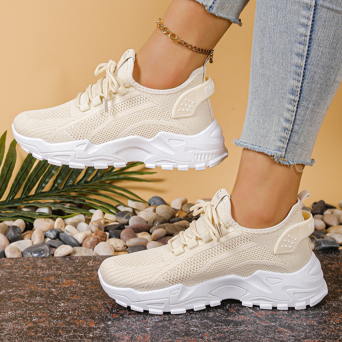 Women's Comfort Step orthopaedic sneakers front view khaki