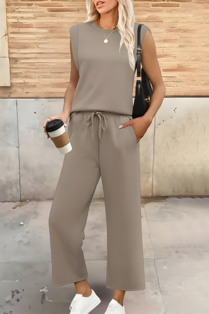 Wide-leg co-ord set, back view