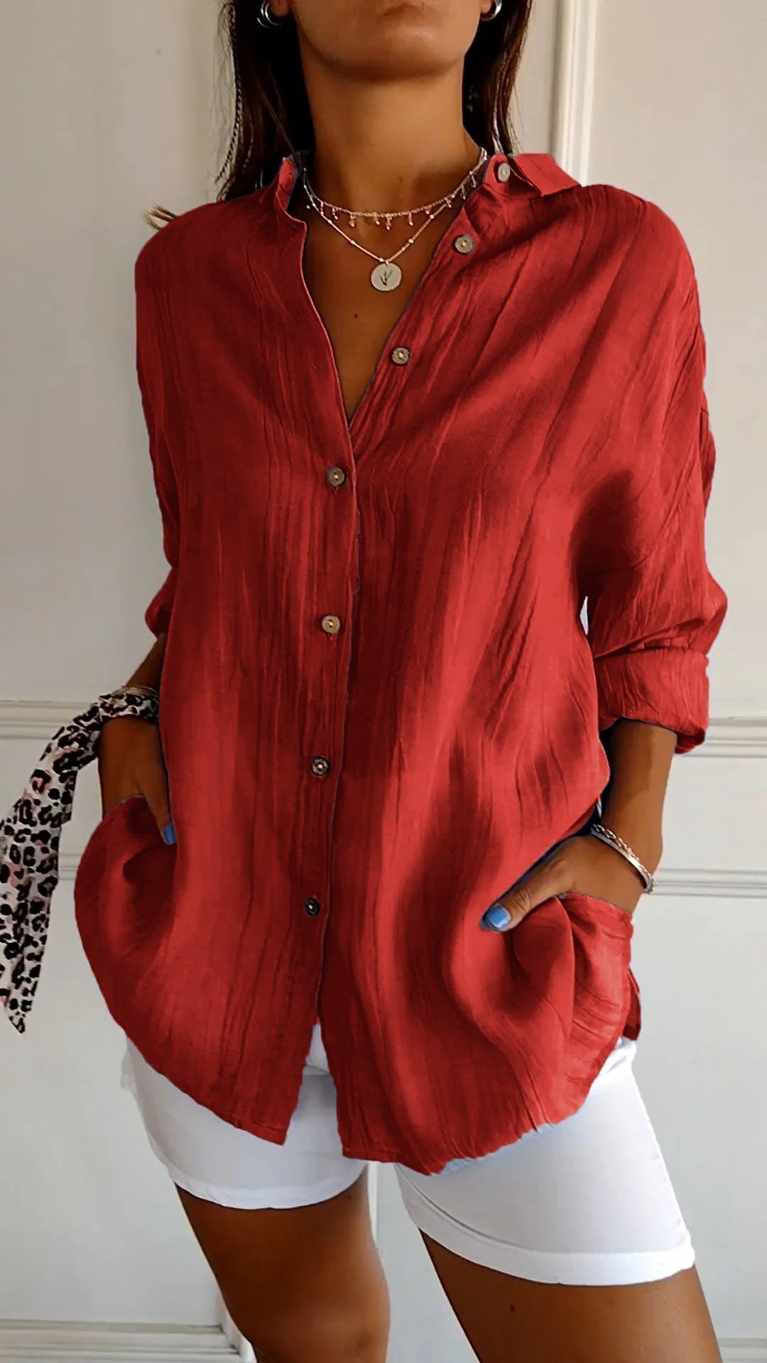 Mina shirt back detail view