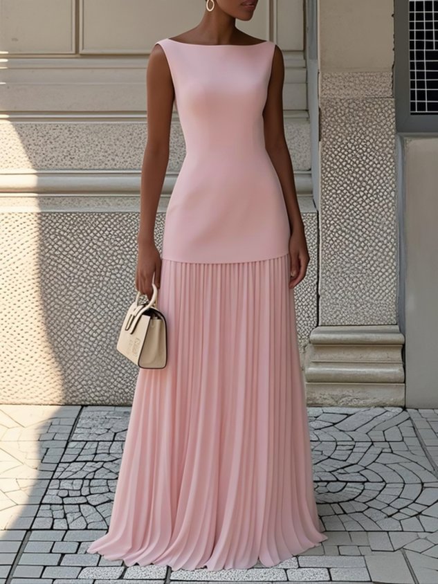 Elegant pleated maxi dress, structured bodice and flowing skirt | Alba Muse