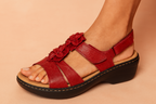 Wedge sandals crisscross straps detail