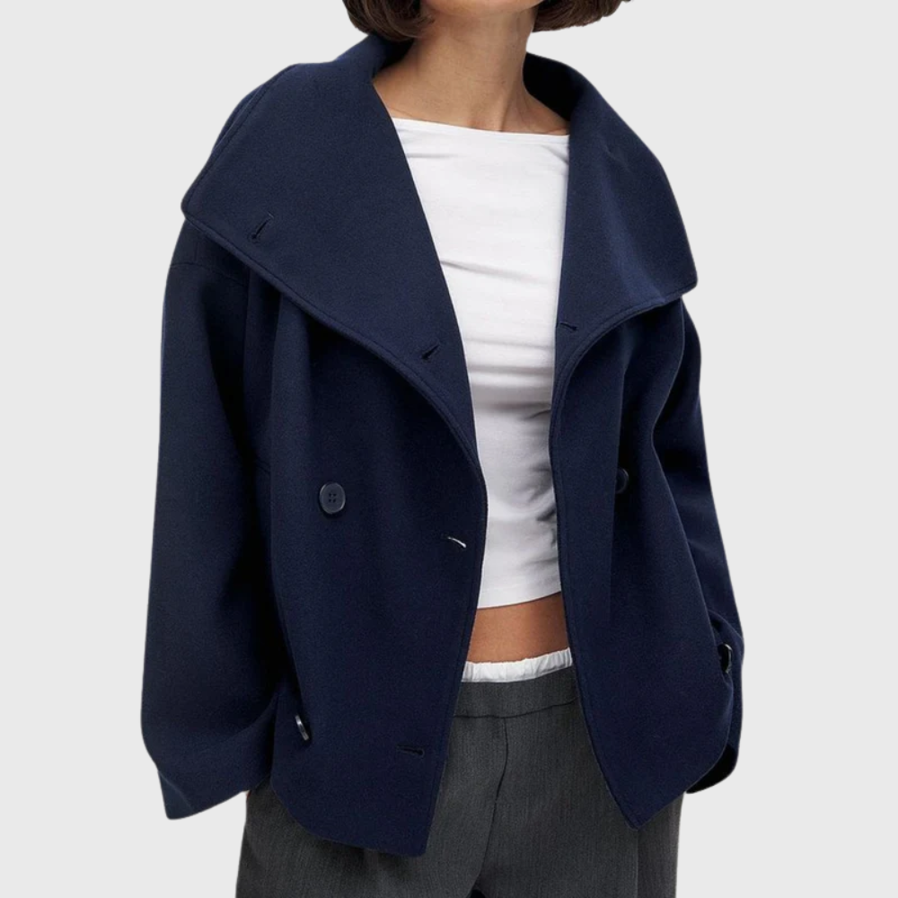 Cropped wide lapel double breasted textured coat with a wide lapel neckline