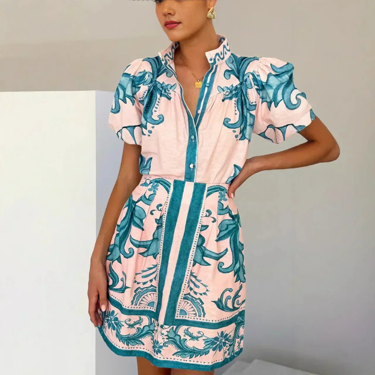 Light green puff sleeve sundress, fresh and feminine look | Alba Muse