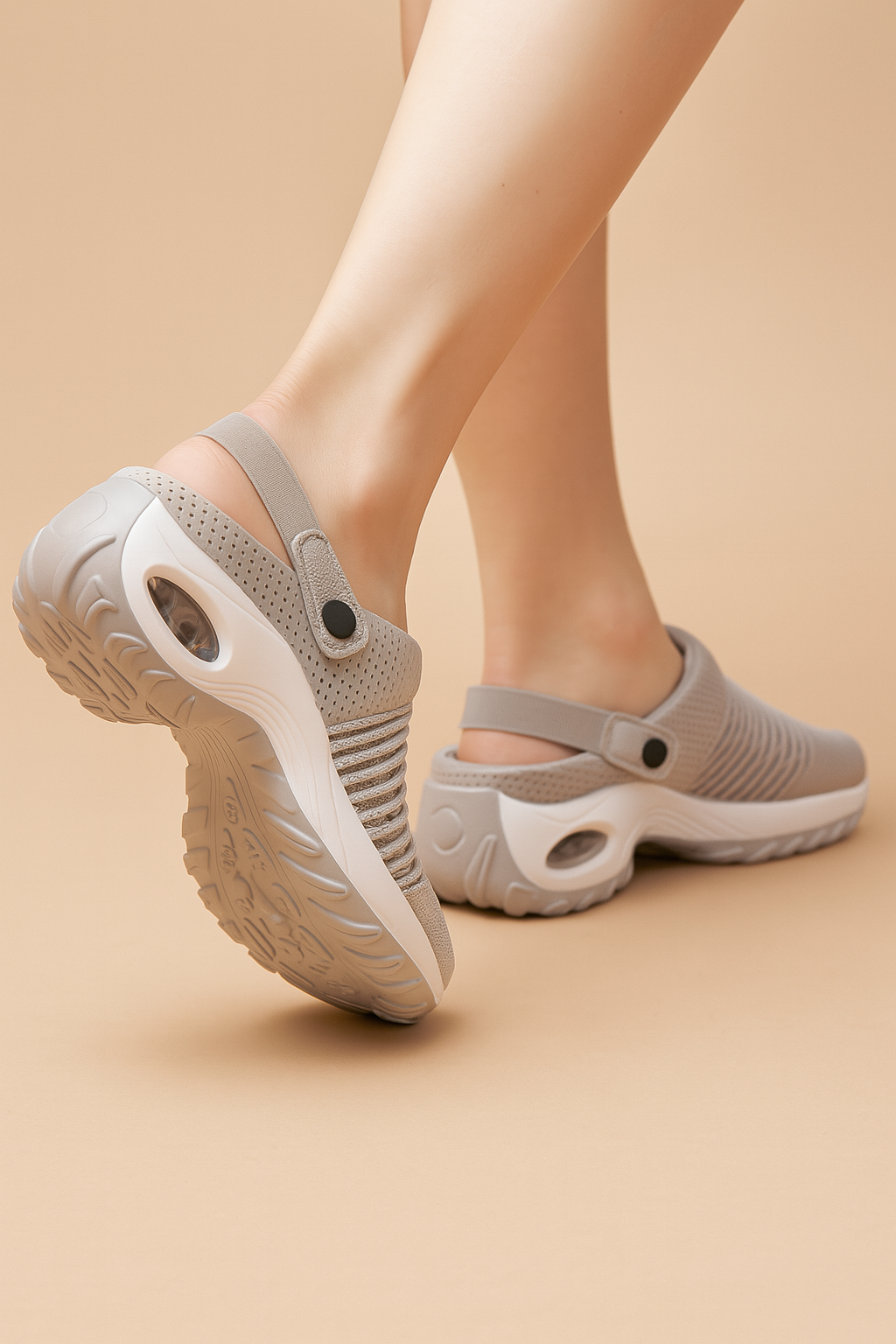 Women's sporty ventilated clogs