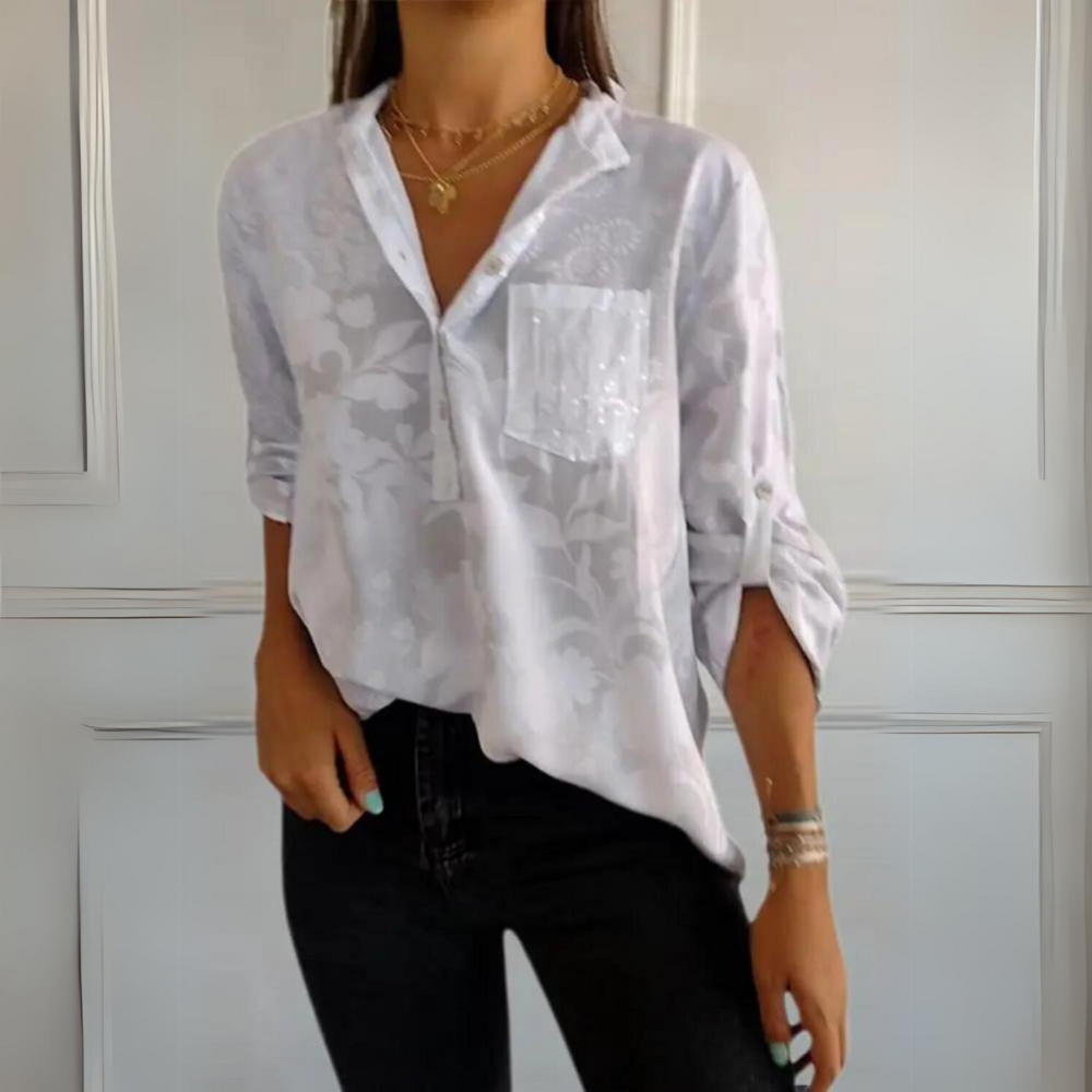 Loose fit button-up floral blouse in white, relaxed everyday style | Alba Muse