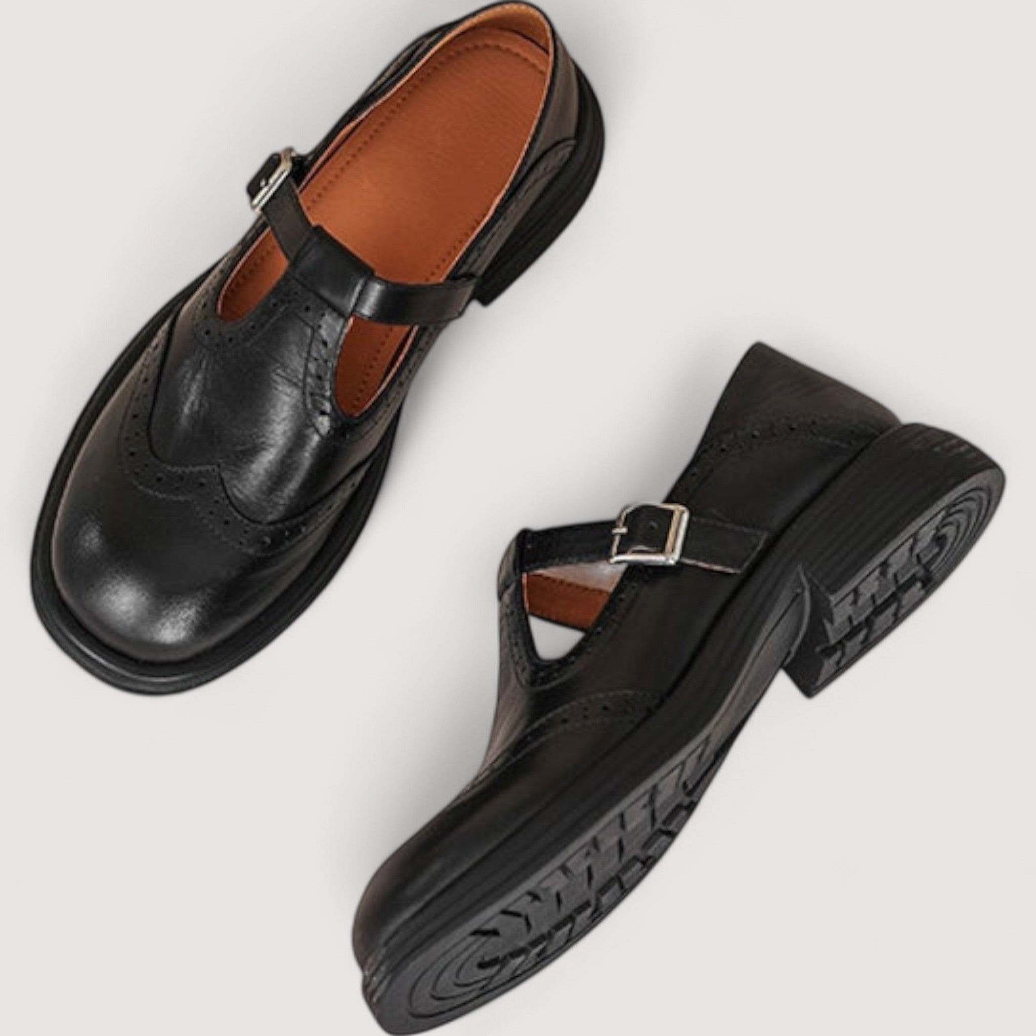 Women's leather Mary Jane shoes sole detail