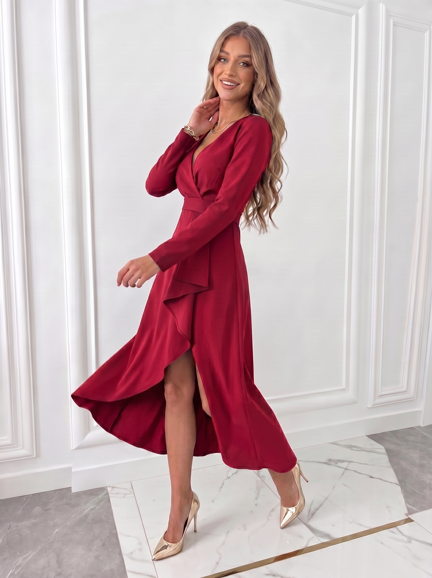 Beige cocktail dress three-quarter view evening