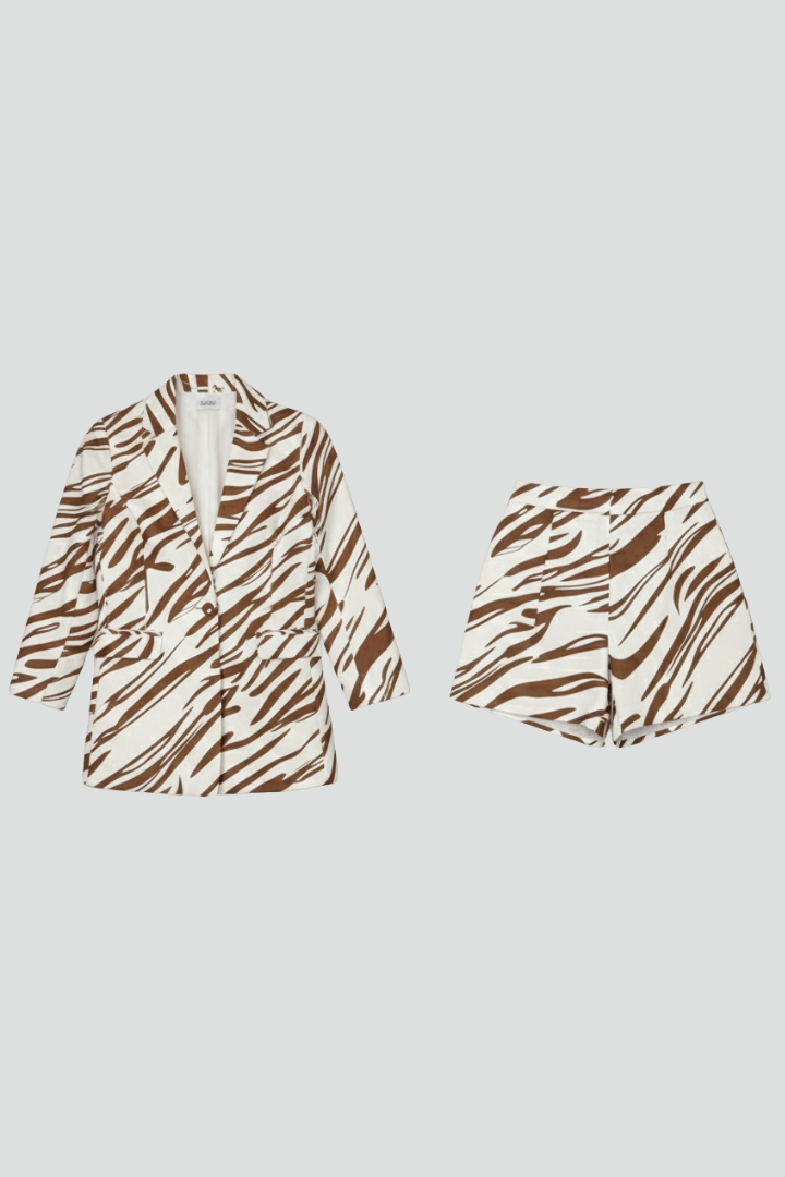 Animal print co-ord blazer and shorts set – coffee, close up detail