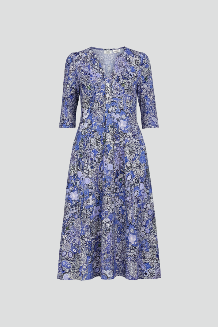 Midi dress with V-neck and three-quarter sleeves in blue, front view