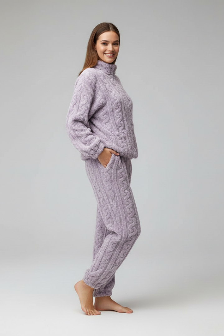 Women’s Pyjama Set with Zip-Front Top and Long Pants