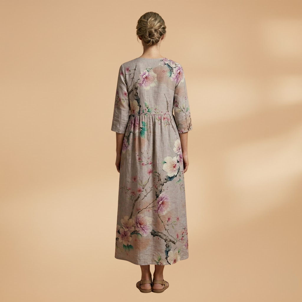 Women's casual floral dress with V-neckline summer style