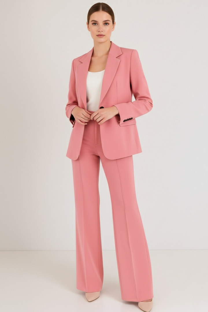 Women's trouser suit set in pink blush – tailored blazer front view