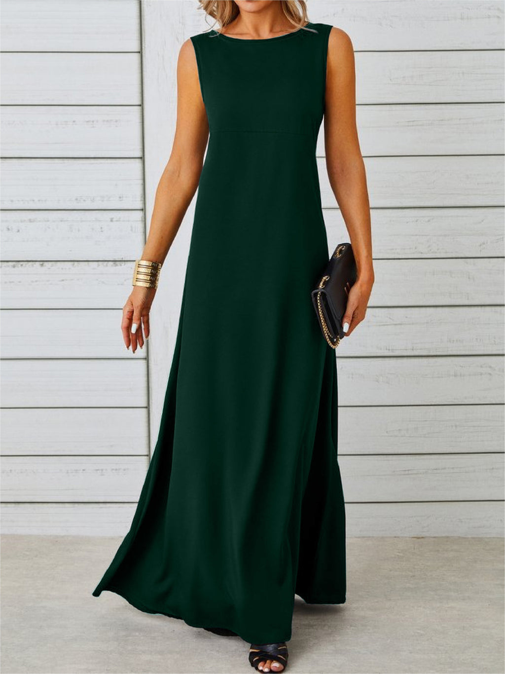 Elegant sleeveless fit and flare long evening dress | Alba Muse