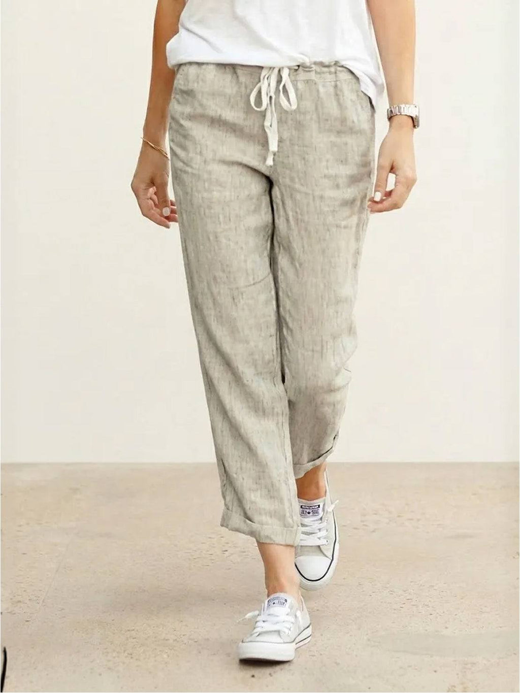 Drawstring slim fit trousers women on model | Alba Muse