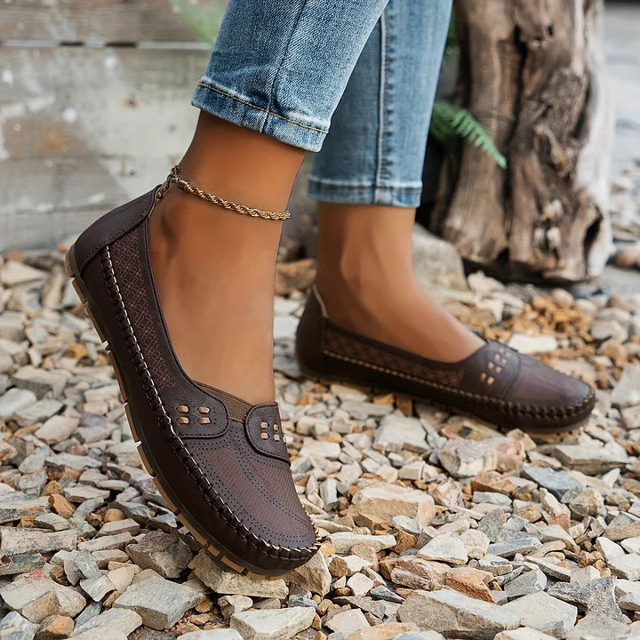 Women's flat slip-on loafers in brown, detail view