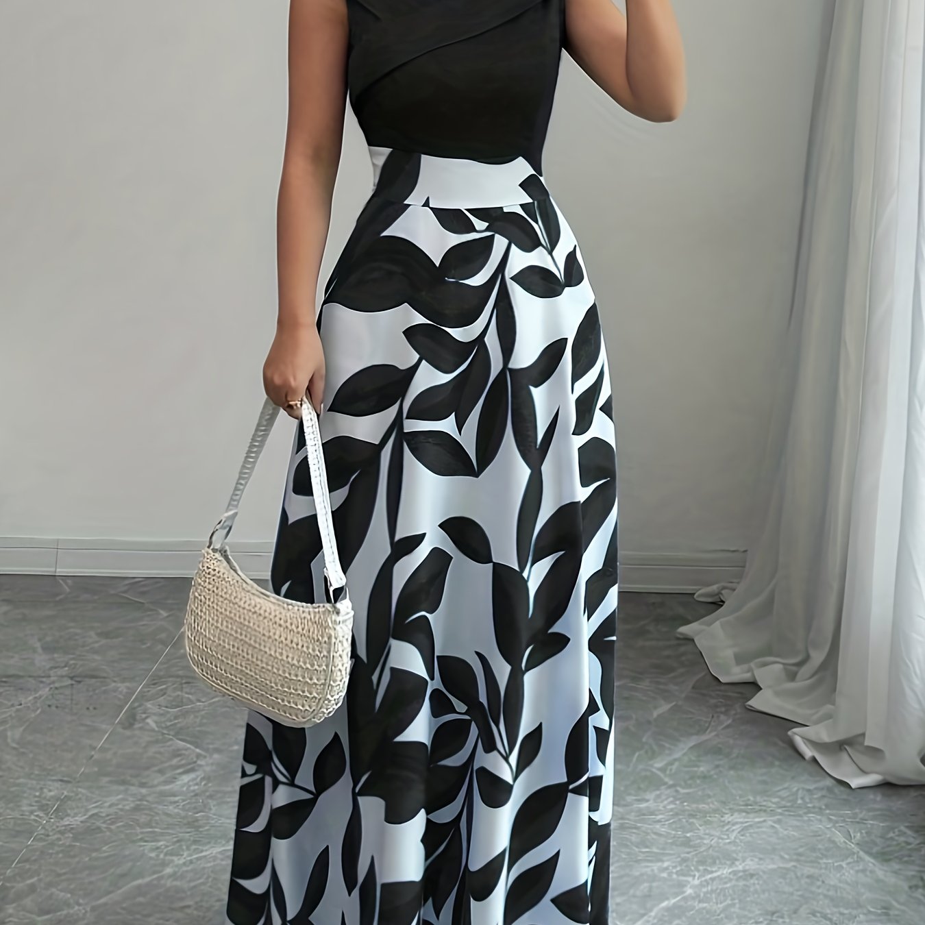 V-Neck Floral Print A-Line Maxi Dress with Pockets