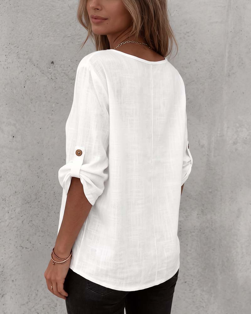 Round neck casual blouse, detail view