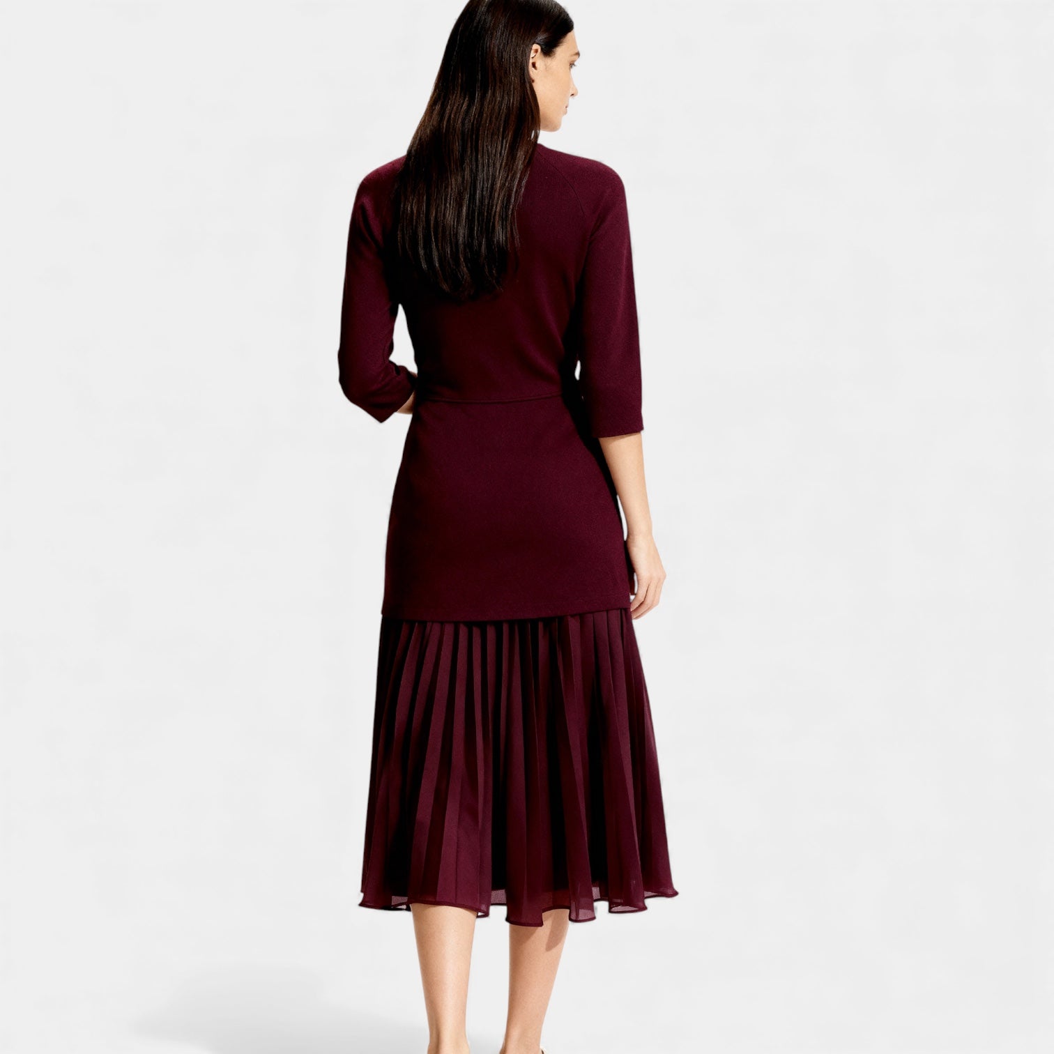 Women’s Elegant Long Sleeve Knit Midi Dress - Pleated
