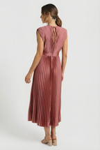 Women's high waist pleated maxi dress, close-up of pleat detail