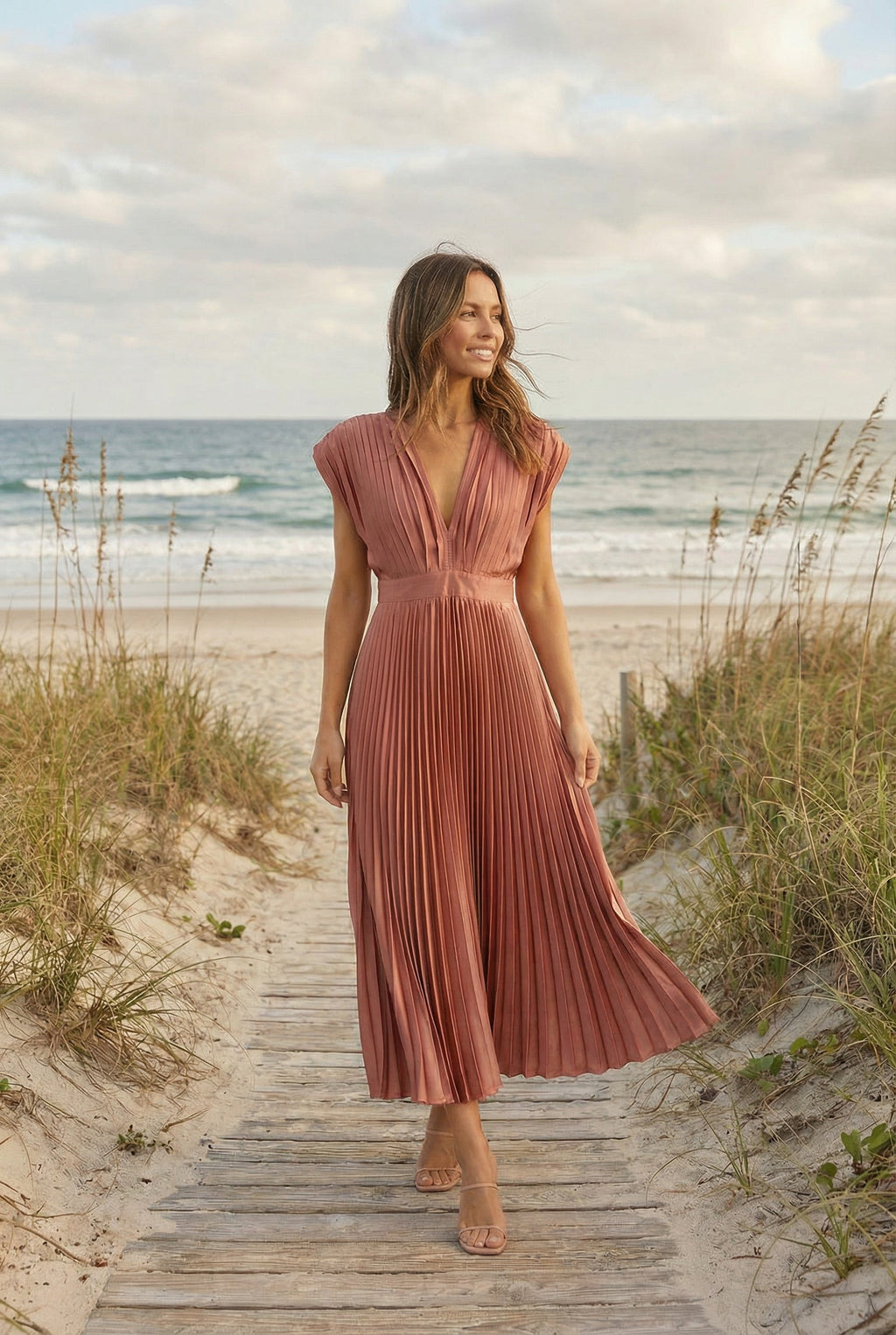 Women's Pleated Sleeveless Maxi Dress