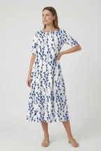Blue loose fit floral midi dress for women – short sleeve flowing style