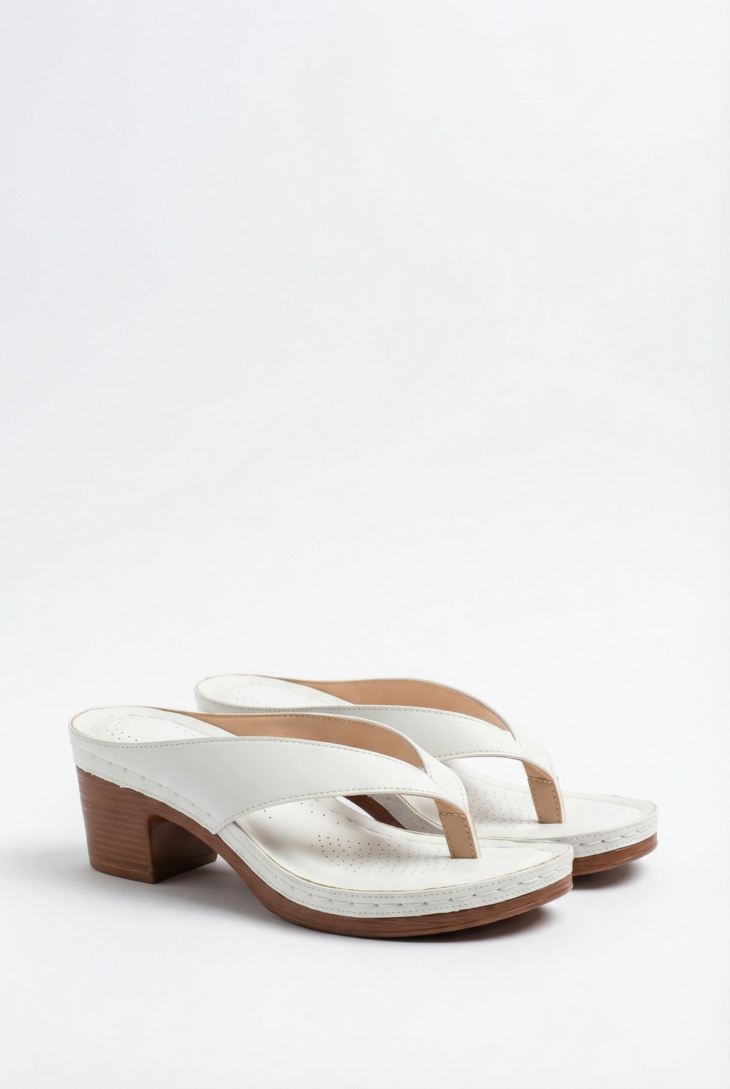 Women's ergonomic sandals, back view showing rubber sole