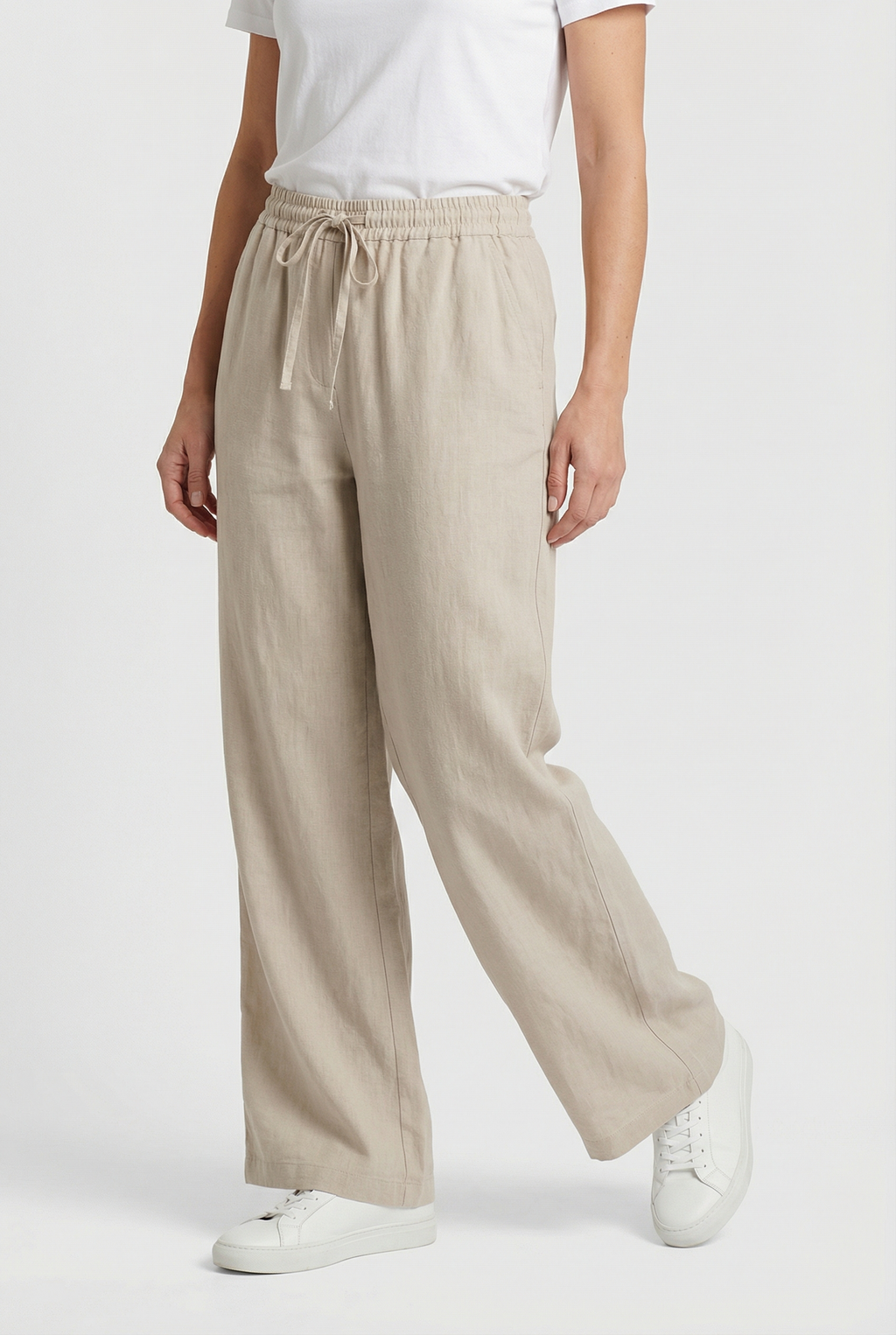 Women's linen trousers, back view