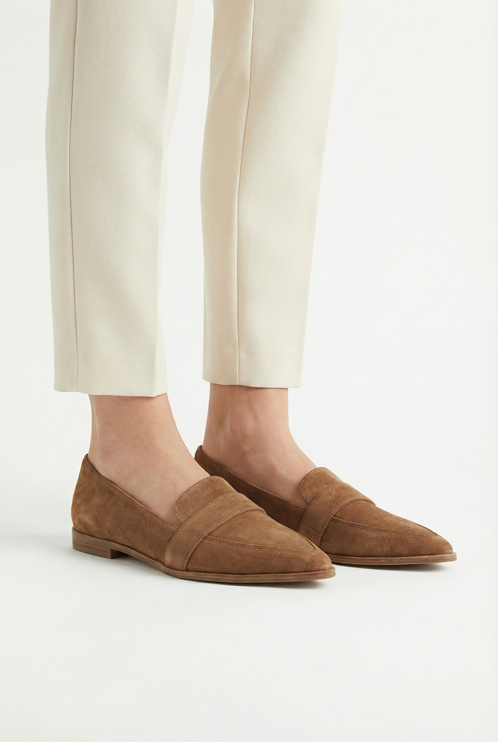 Women's everyday suede loafers, back view