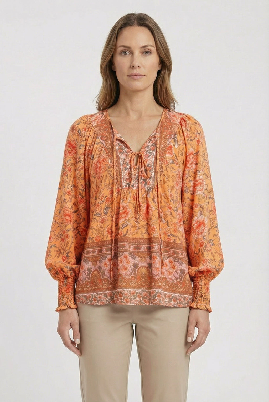 Women's everyday top with relaxed silhouette, casual styling