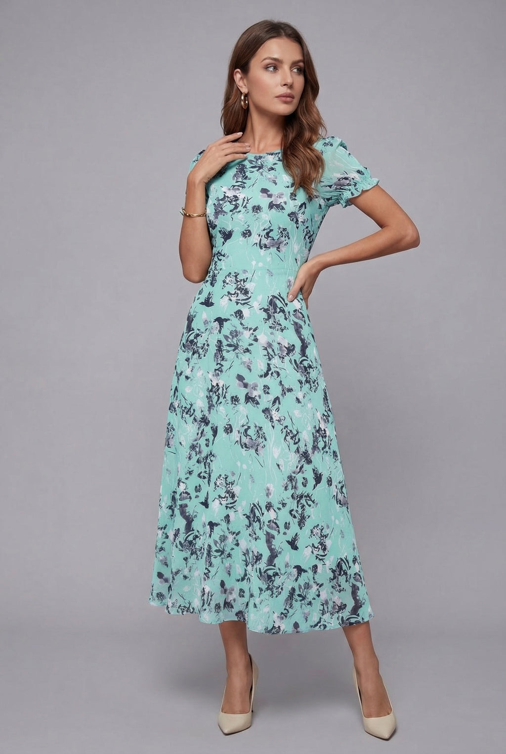 Crew neck floral short sleeve midi dress in Cyan, side view